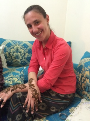 Anne got henna for the xutoba.